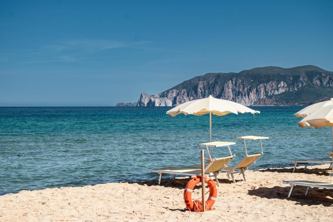 Casa Vacanze "Villa Severina" Iun R6166 R6692 Carbonia Eksteriør billede