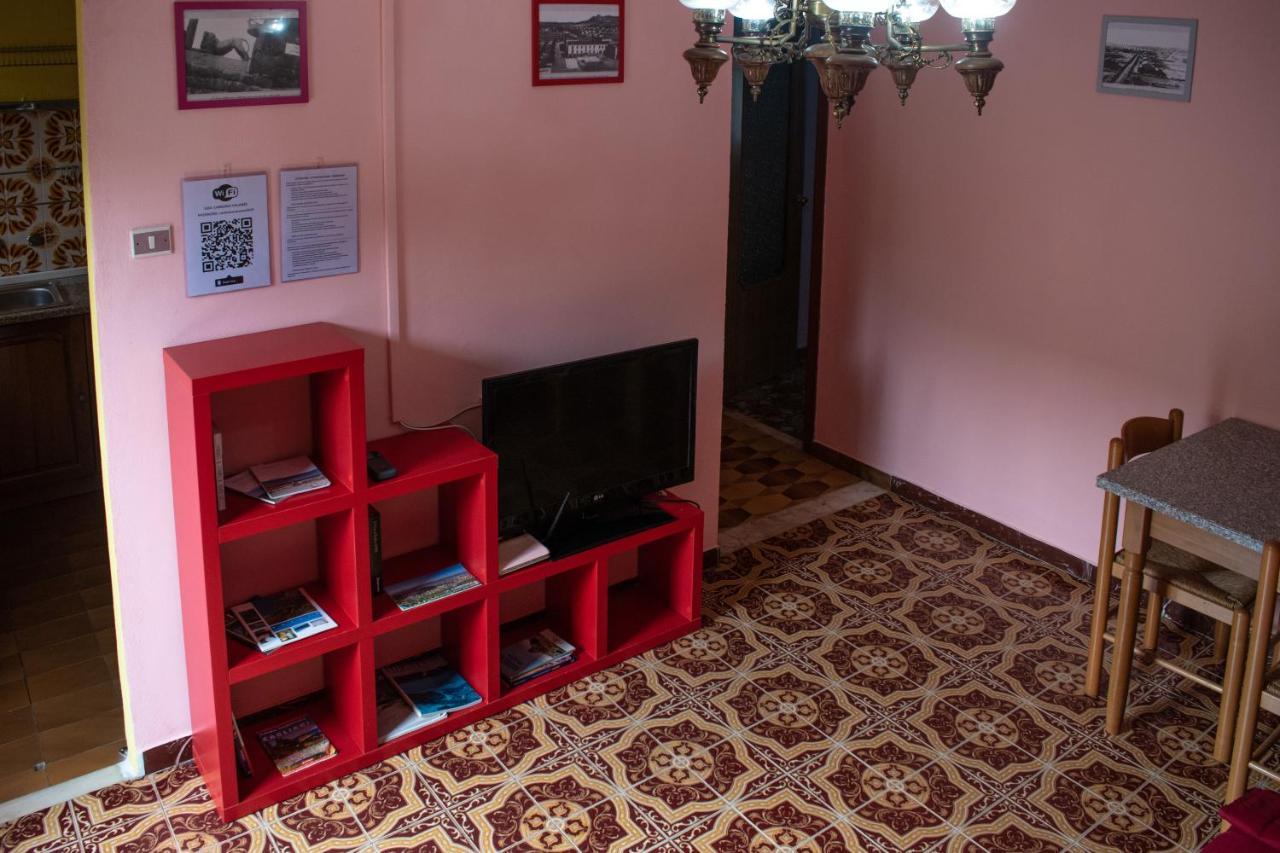 Casa Vacanze "Villa Severina" Iun R6166 R6692 Carbonia Eksteriør billede