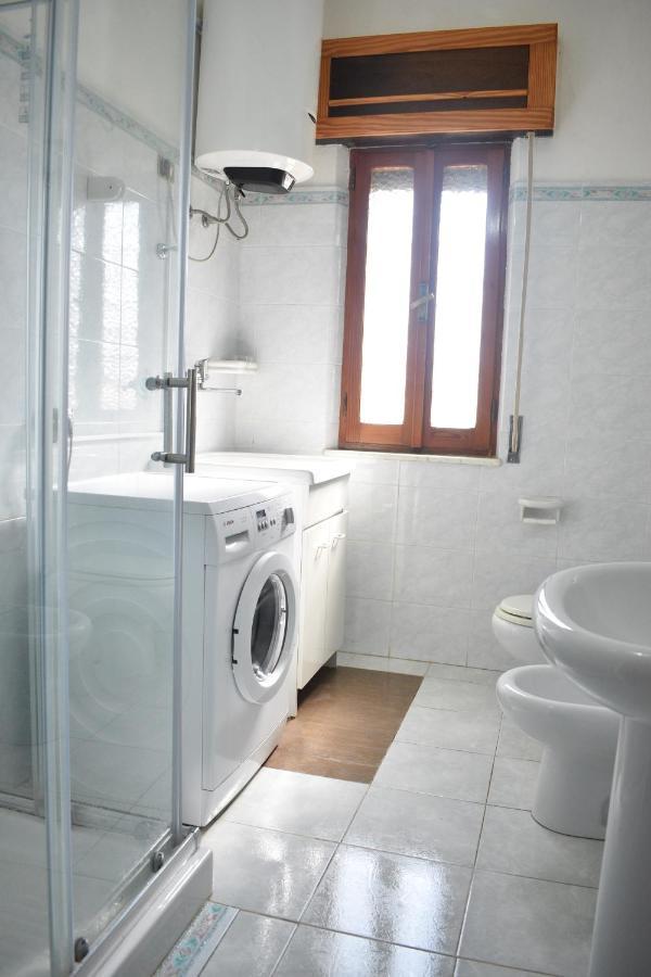 Casa Vacanze "Villa Severina" Iun R6166 R6692 Carbonia Eksteriør billede
